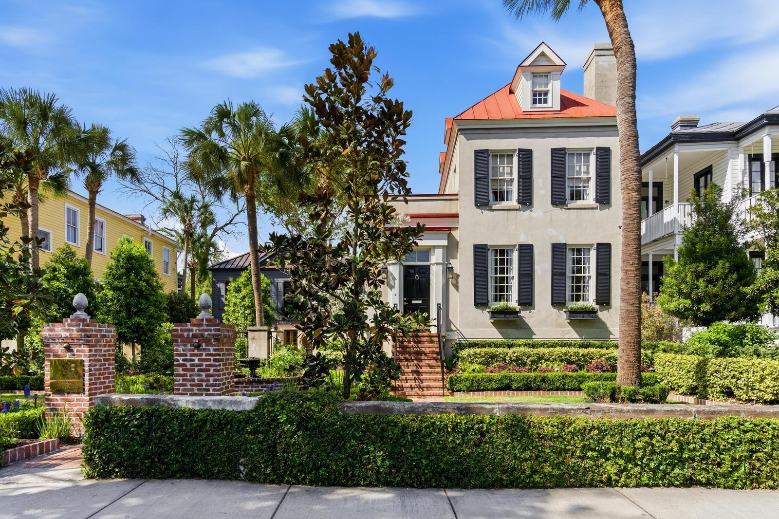 140 Queen Street Charleston, SC 29401 - Photo 11 of 144 8