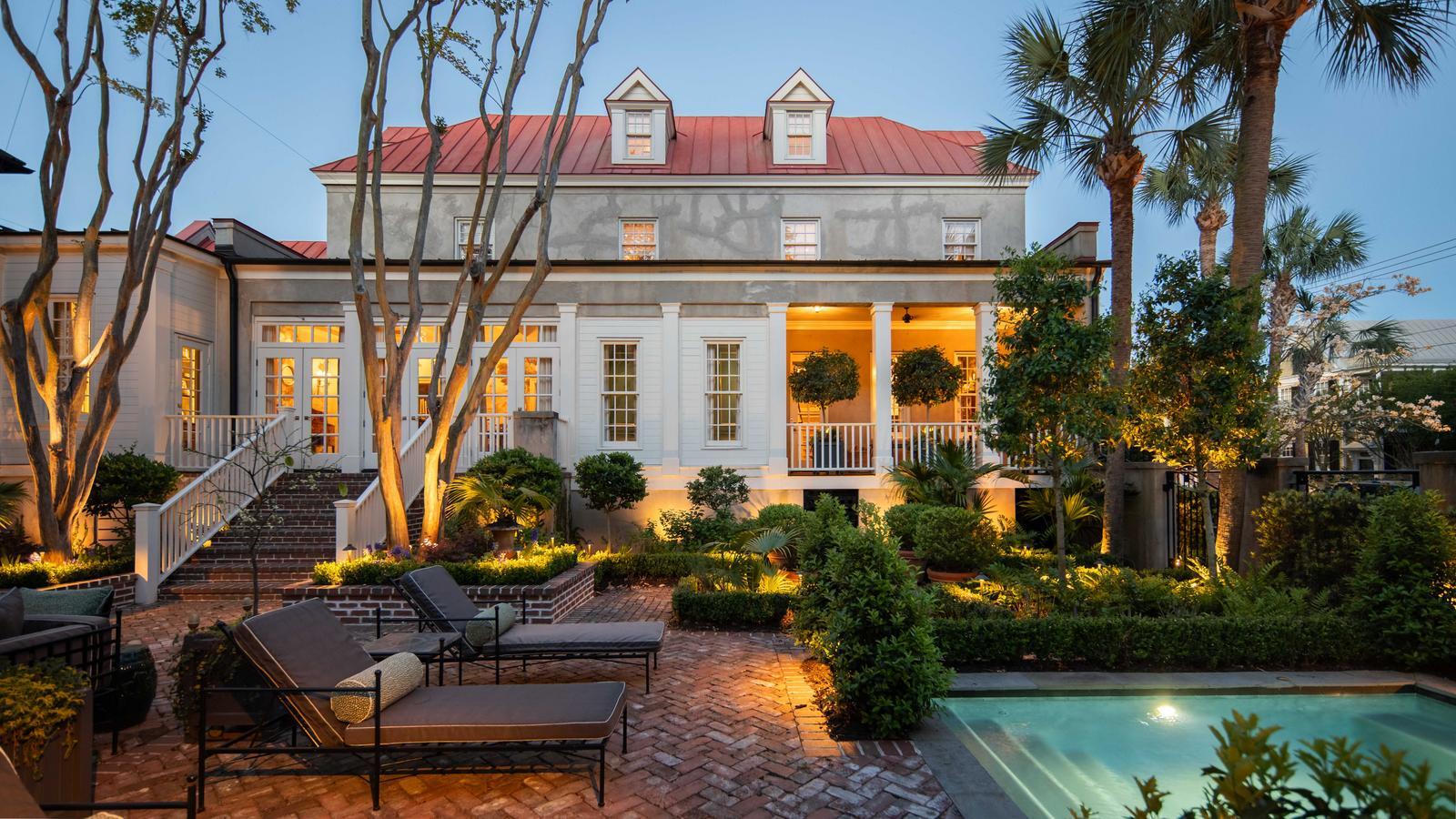 140 Queen Street Charleston, SC 29401 - Photo 2 of 144 153