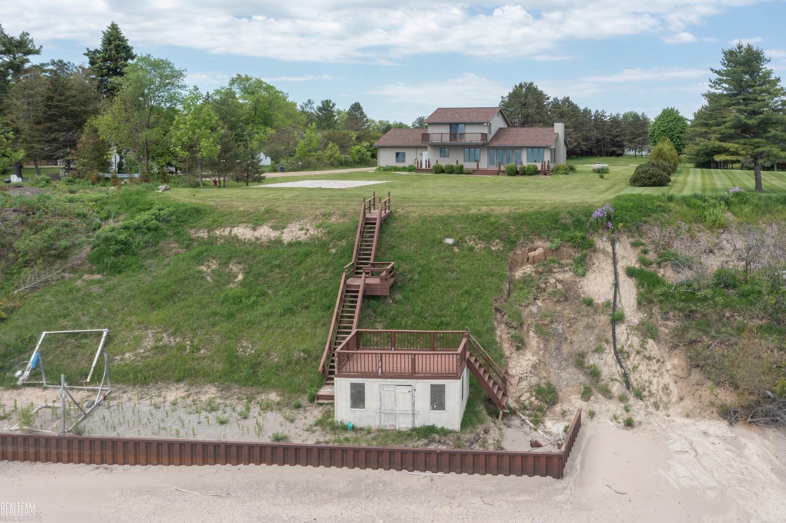 7337 Sheridan Line Road Lexington, MI 48450 - Photo 4 of 48