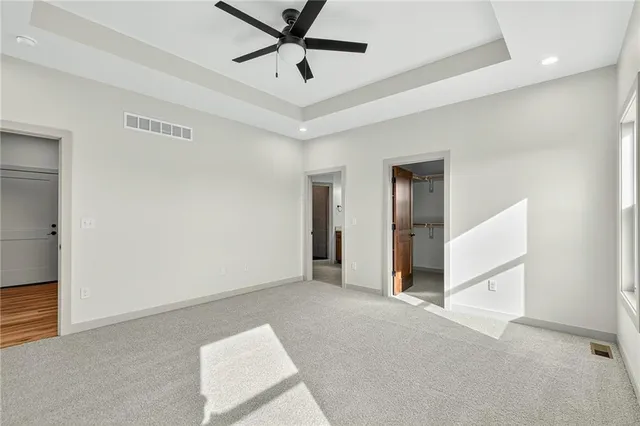 $520,000 | 6724 Tucker Drive, Odessa, MO 64076