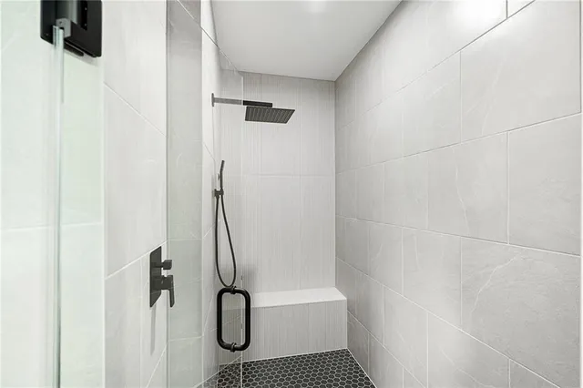 $520,000 | 6724 Tucker Drive, Odessa, MO 64076