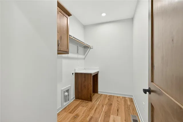 $520,000 | 6724 Tucker Drive, Odessa, MO 64076