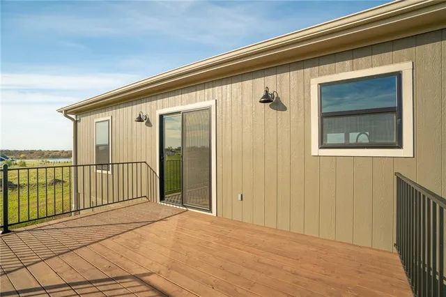 $520,000 | 6724 Tucker Drive, Odessa, MO 64076