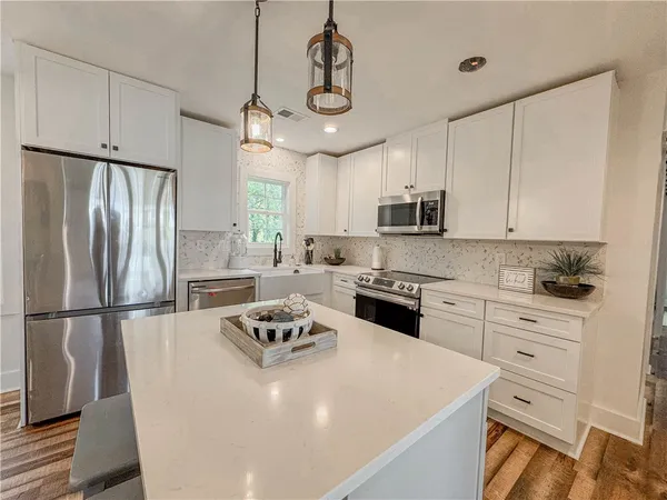 $3,200 | 710 Evelyn Drive, Seneca, SC 29678