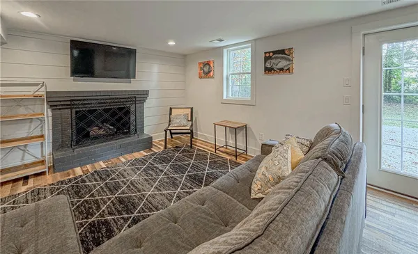 $3,200 | 710 Evelyn Drive, Seneca, SC 29678