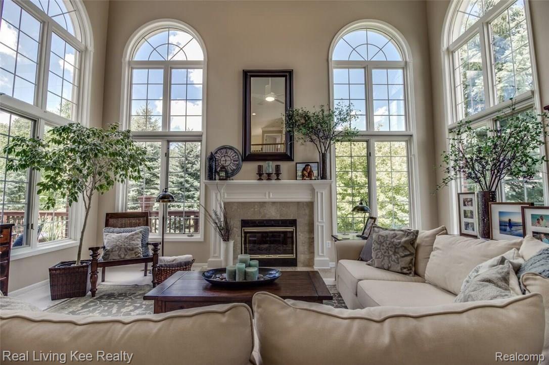 1161 Terra Lane Rochester, MI 48306 - Photo 23 of 60 Int (38 of 82).jpg