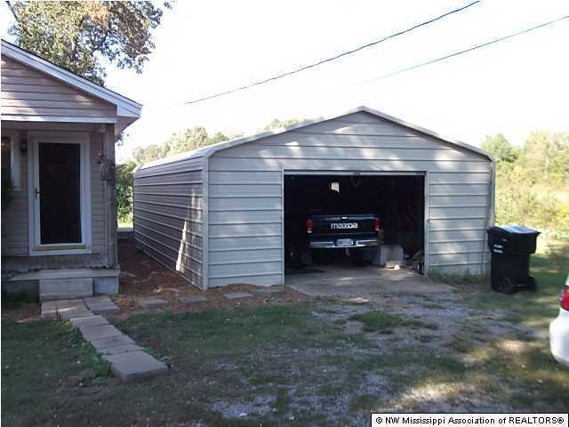 6815 Yellow Dog Road Senatobia, MS 38668 - Photo 2 of 7 Additional Photo