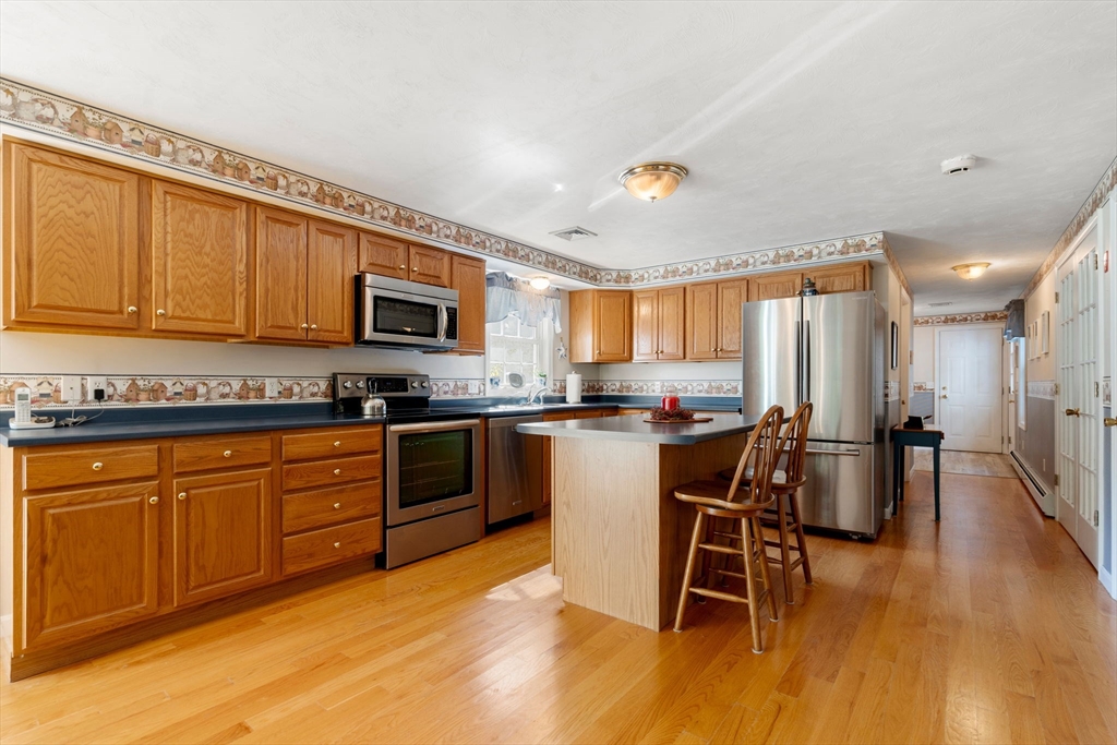 374 New Boston Road Sturbridge, MA 01566 - Photo 11 of 38