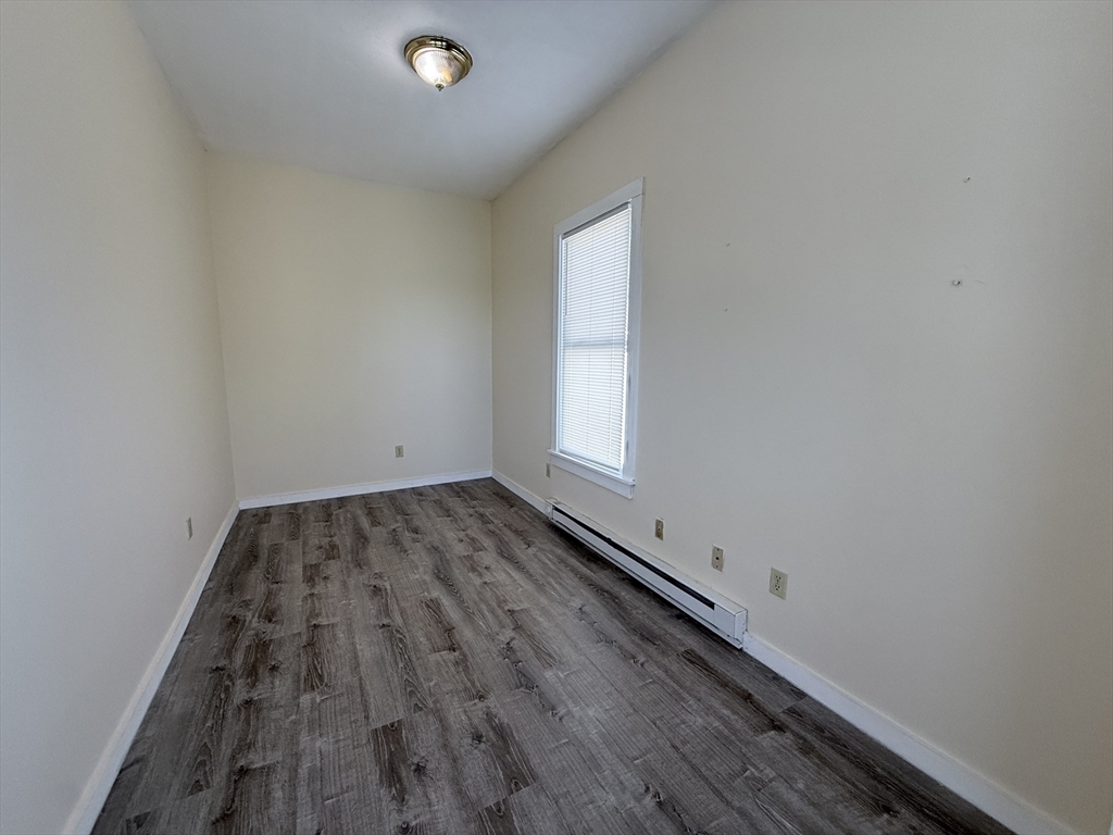7 Cottage Street, Unit 2 Worcester, MA 01609 - Photo 9 of 9