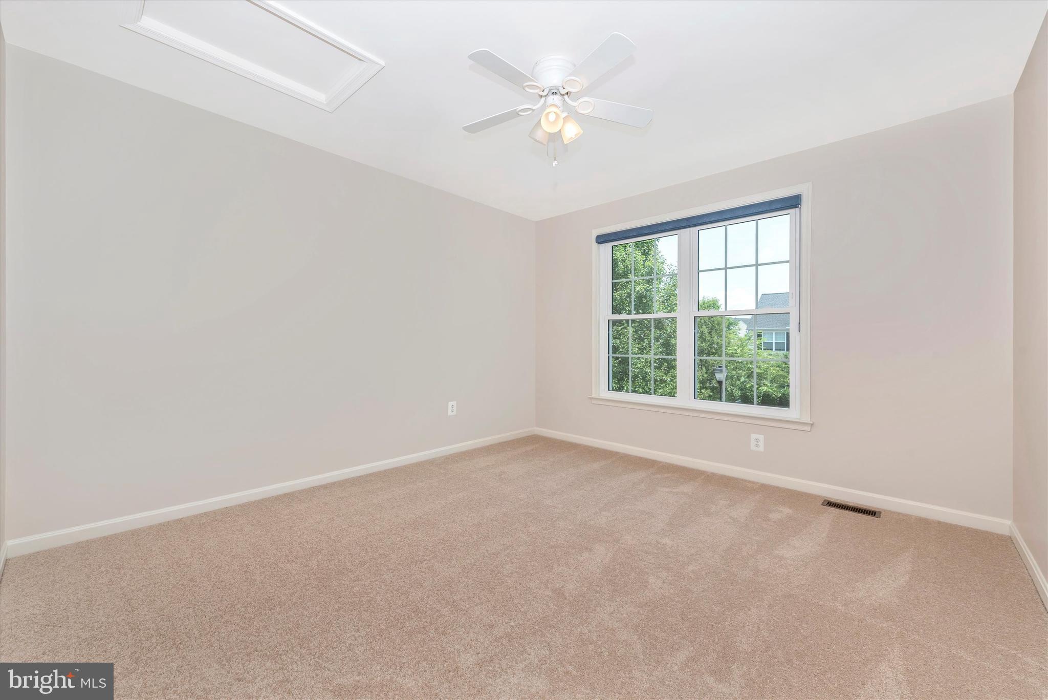 116 Wheeler Lane Frederick, MD 21702 - Photo 19 of 35 Bedroom 2 - overhead lighting!