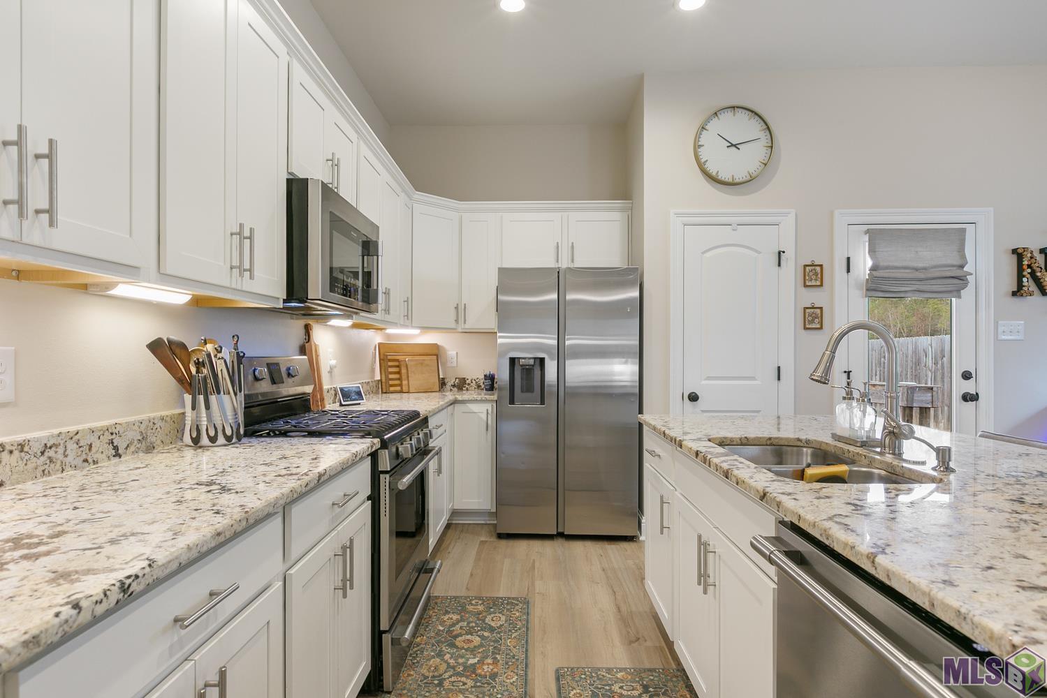 1314 Shadow Bluff Drive Baton Rouge, LA 70820 - Photo 4 of 18