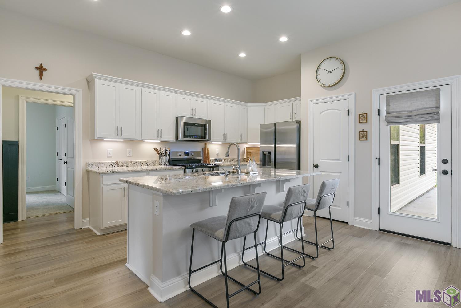 1314 Shadow Bluff Drive Baton Rouge, LA 70820 - Photo 7 of 18