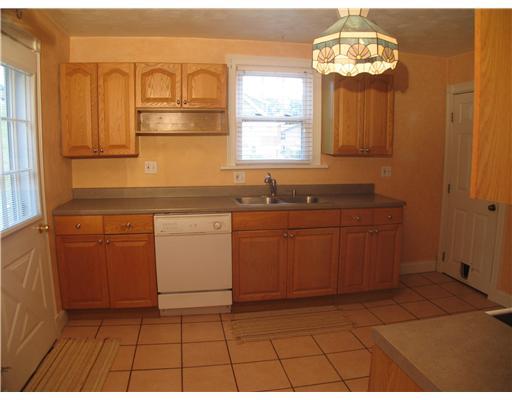 2013 Whitfield Road Jefferson Hills, PA 15025 - Photo 7 of 18 Kitchen.