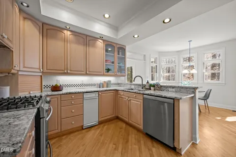 $925,000 | 822 Creekstone Drive, Chapel Hill, NC 27516