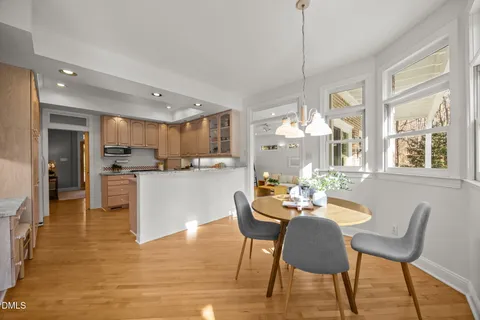 $925,000 | 822 Creekstone Drive, Chapel Hill, NC 27516