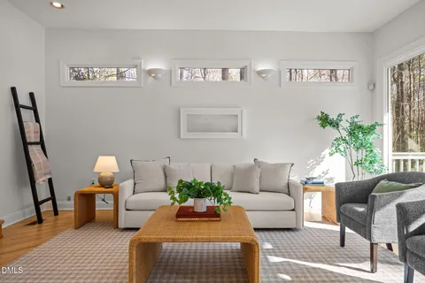 $925,000 | 822 Creekstone Drive, Chapel Hill, NC 27516