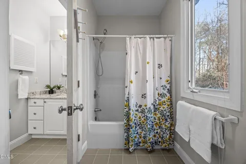 $925,000 | 822 Creekstone Drive, Chapel Hill, NC 27516