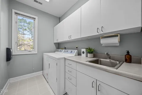 $925,000 | 822 Creekstone Drive, Chapel Hill, NC 27516