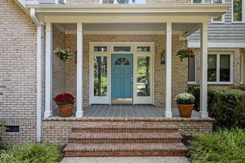 $925,000 | 822 Creekstone Drive, Chapel Hill, NC 27516