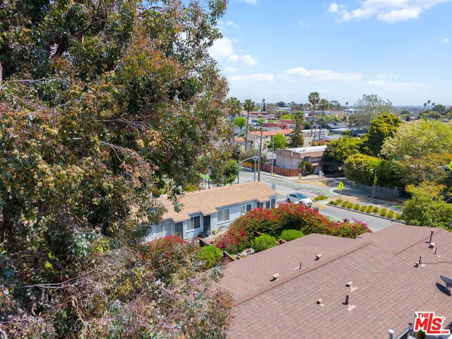 $1,999,000 | 709 Ocean Park Boulevard, Santa Monica, CA 90405