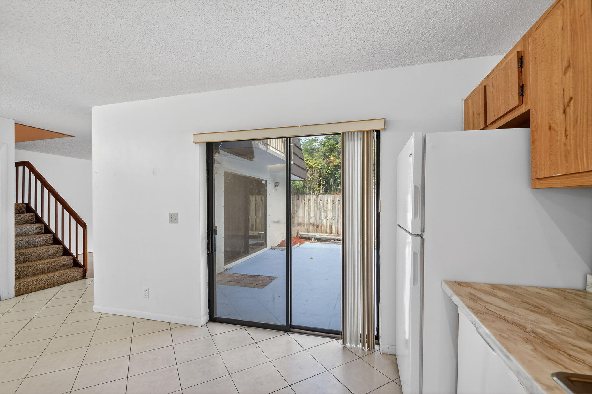 176 Woodland Road Palm Springs, FL 33461 - Photo 17 of 37 18-web-or-mls-DSC_3145