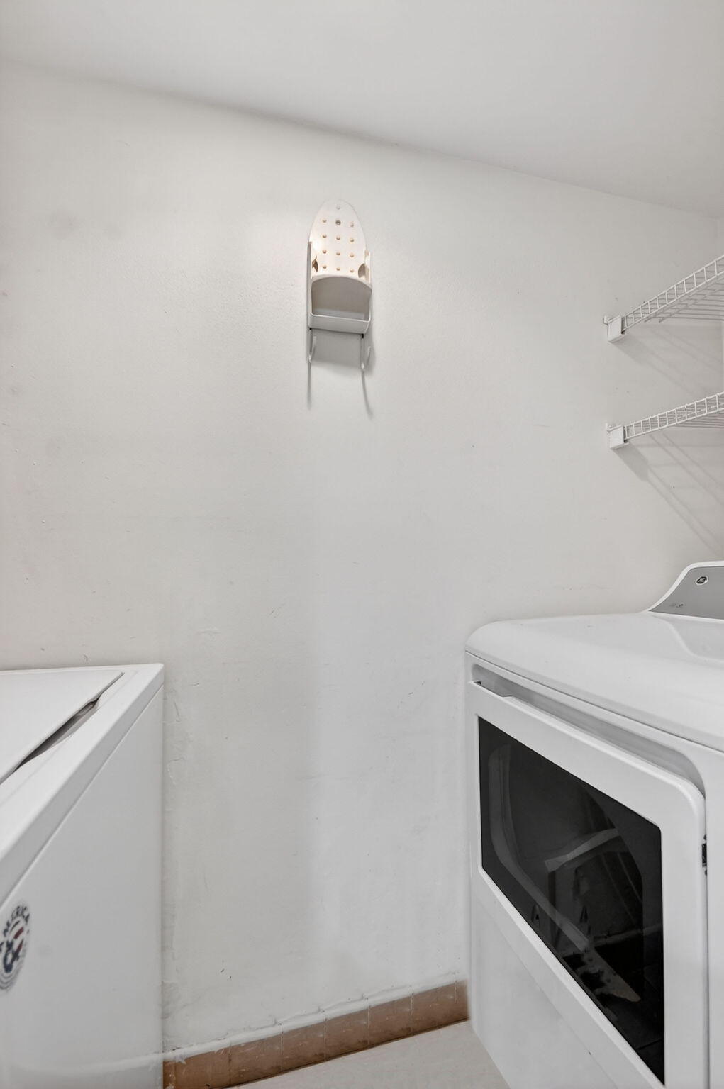 176 Woodland Road Palm Springs, FL 33461 - Photo 20 of 37 21-web-or-mls-DSC_3162