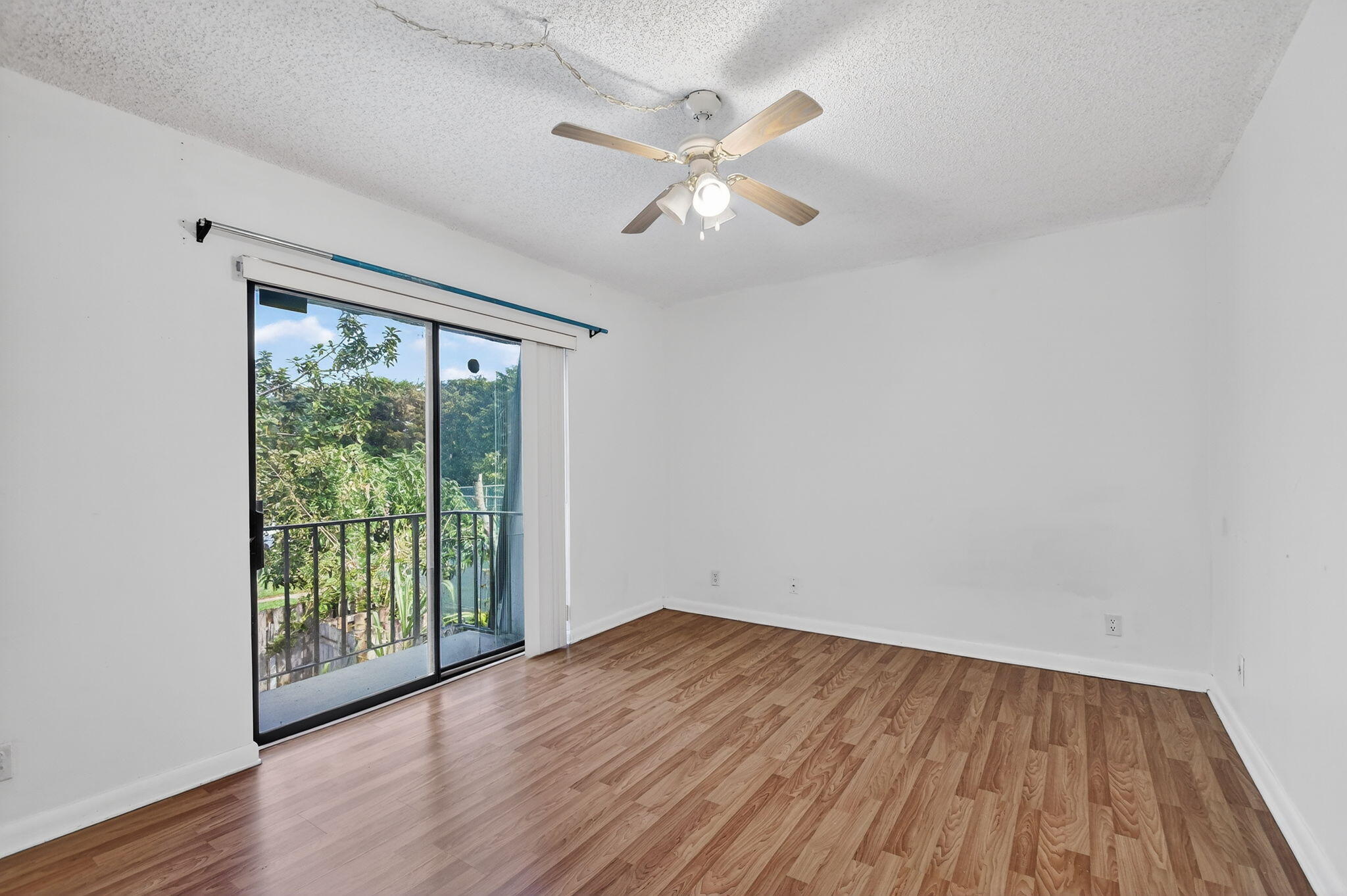 176 Woodland Road Palm Springs, FL 33461 - Photo 34 of 37 35-web-or-mls-DSC_3230