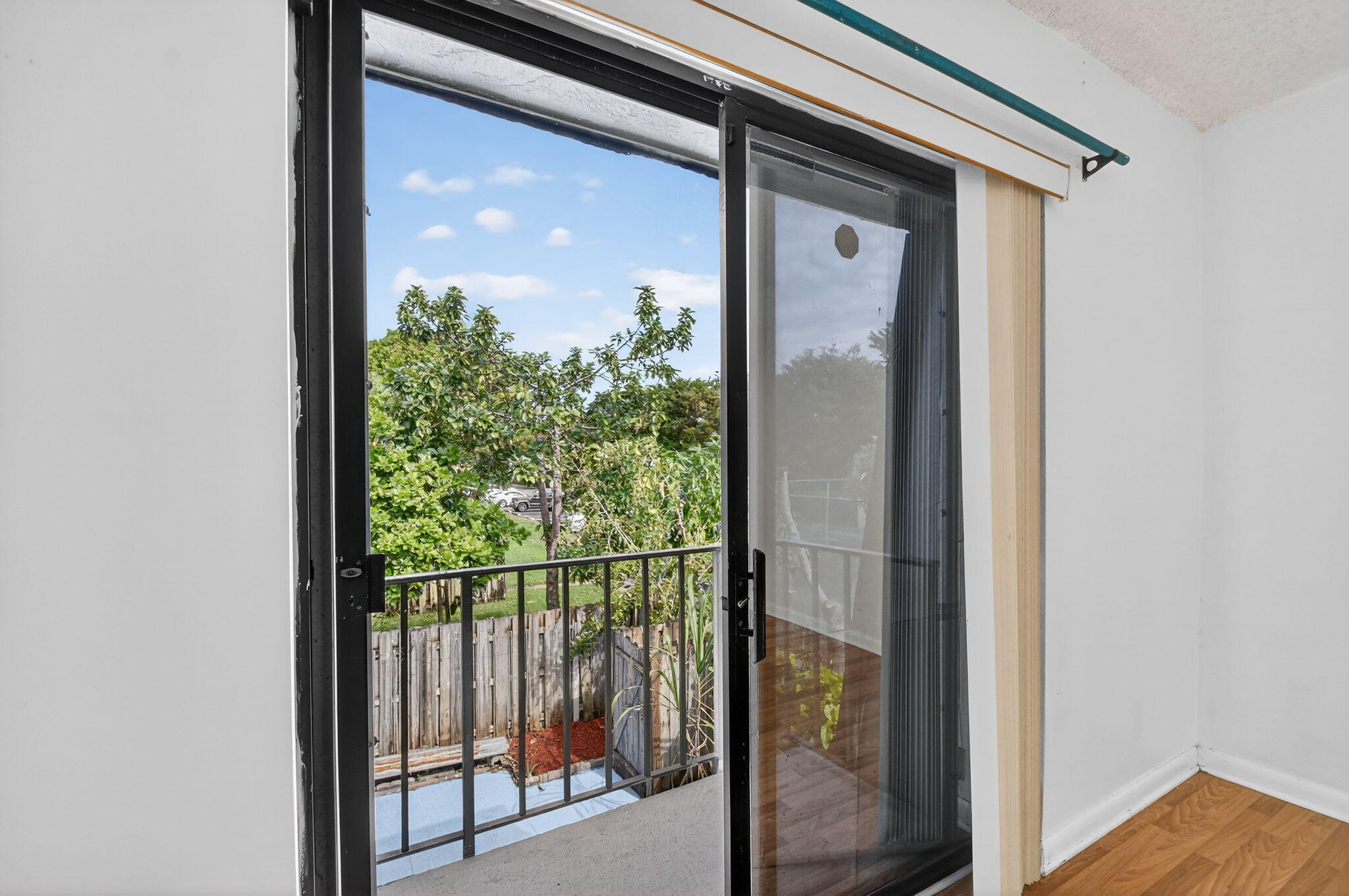 176 Woodland Road Palm Springs, FL 33461 - Photo 36 of 37 37-web-or-mls-DSC_3239