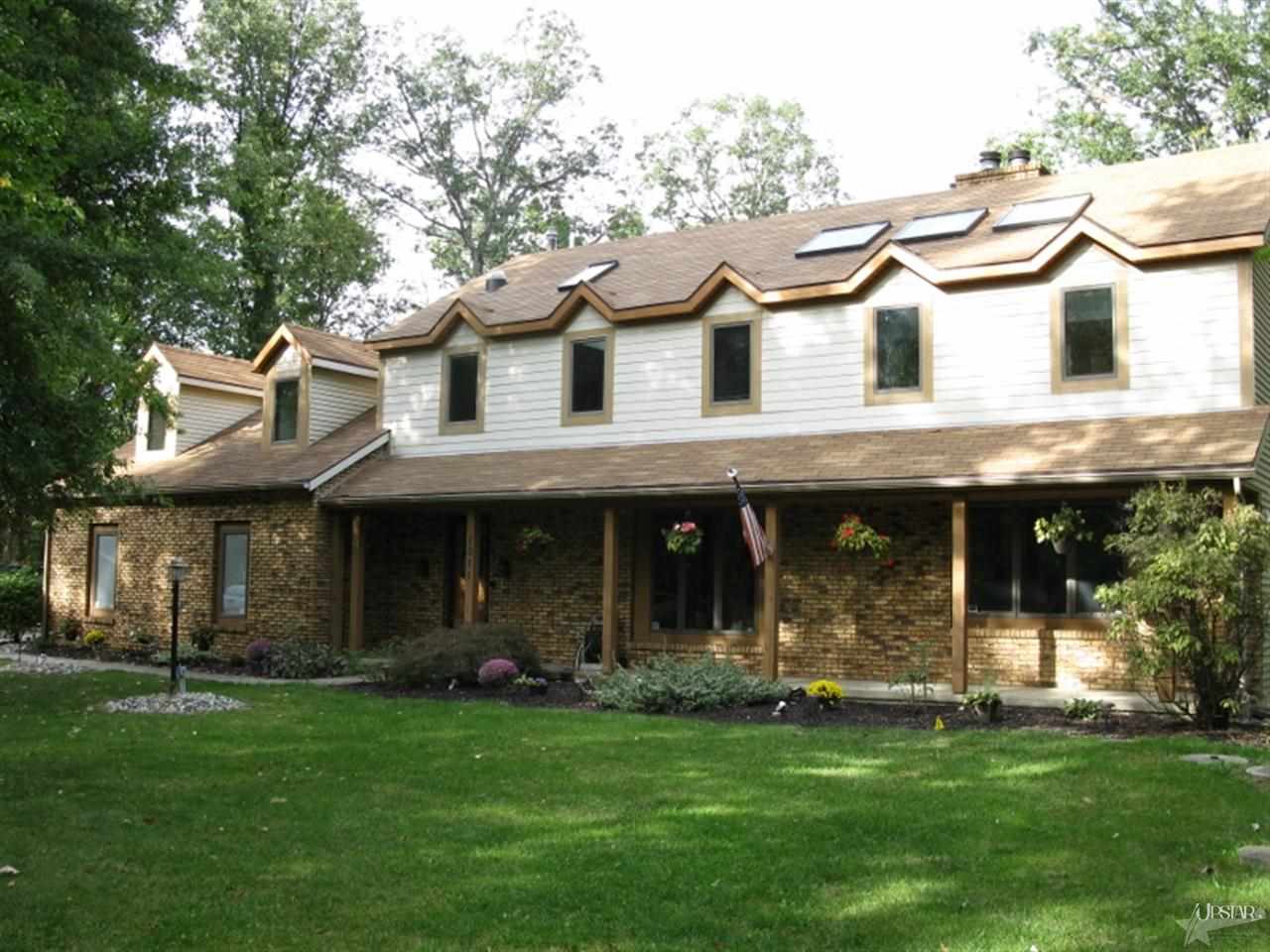 1011 Westerly Road Fort Wayne, IN 46845 - Photo 2 of 24
