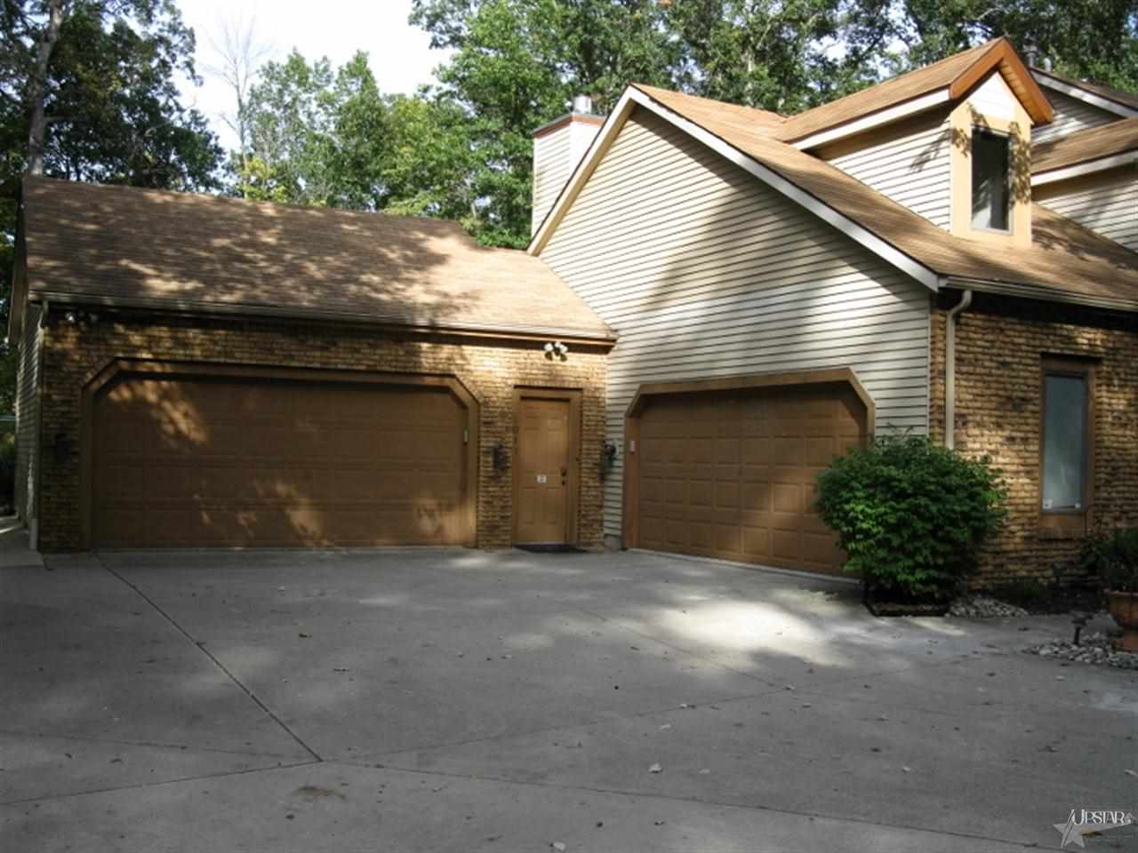 1011 Westerly Road Fort Wayne, IN 46845 - Photo 3 of 24