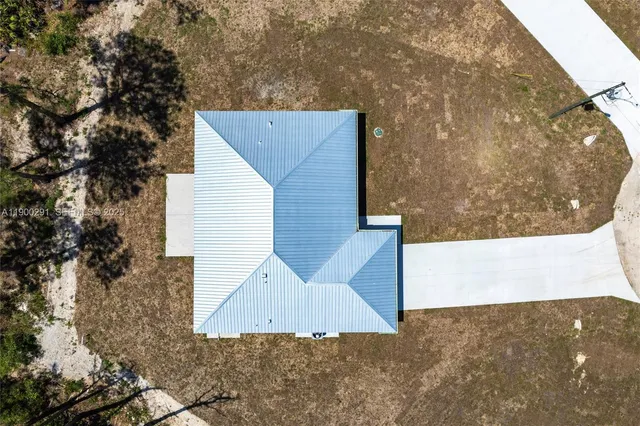 $1,950 | 2004 Rosa Court, Unit 2004, Lehigh Acres, FL 33972