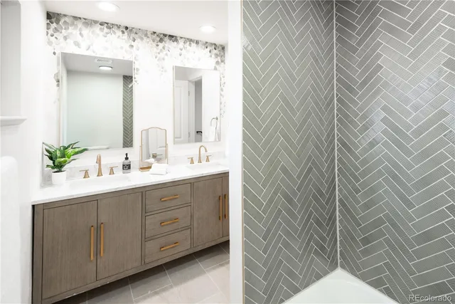 $1,120,000 | 6751 South Lamar Street, Littleton, CO 80128