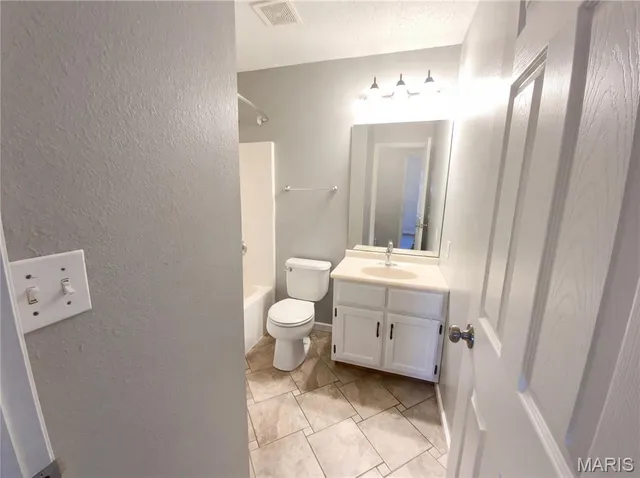 $274,000 | 119 Riverport Drive, Crystal City, MO 63019