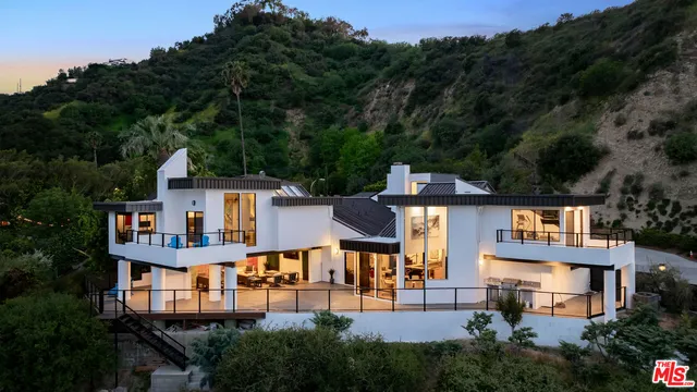 $3,750,000 | 3372 Longridge Terrace, Sherman Oaks, CA 91423