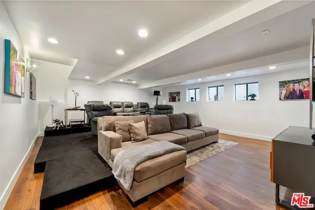 $3,750,000 | 3372 Longridge Terrace, Sherman Oaks, CA 91423