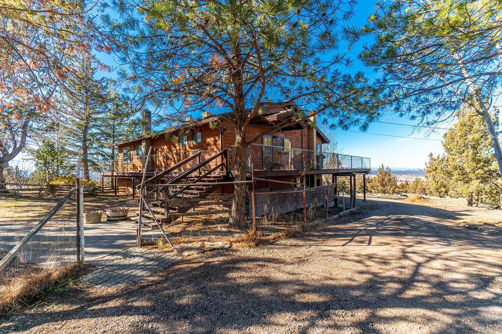 11322 Southwest Red Cloud Road Powell Butte, OR 97753 - Photo 17 of 35 RileyVisuals-3
