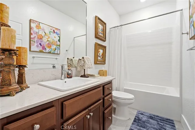 $499,900 | 133 East Tyler Court, Visalia, CA 93291