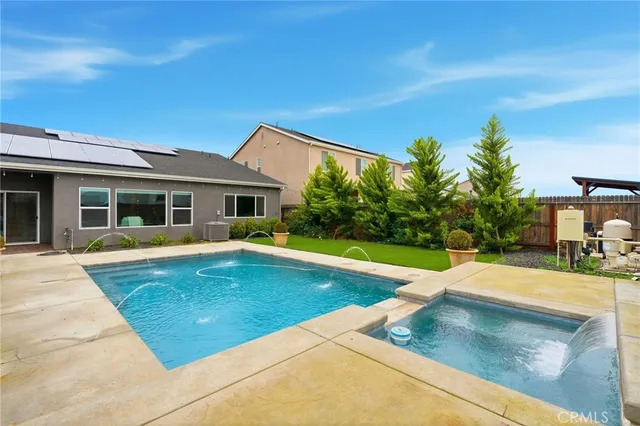 $499,900 | 133 East Tyler Court, Visalia, CA 93291