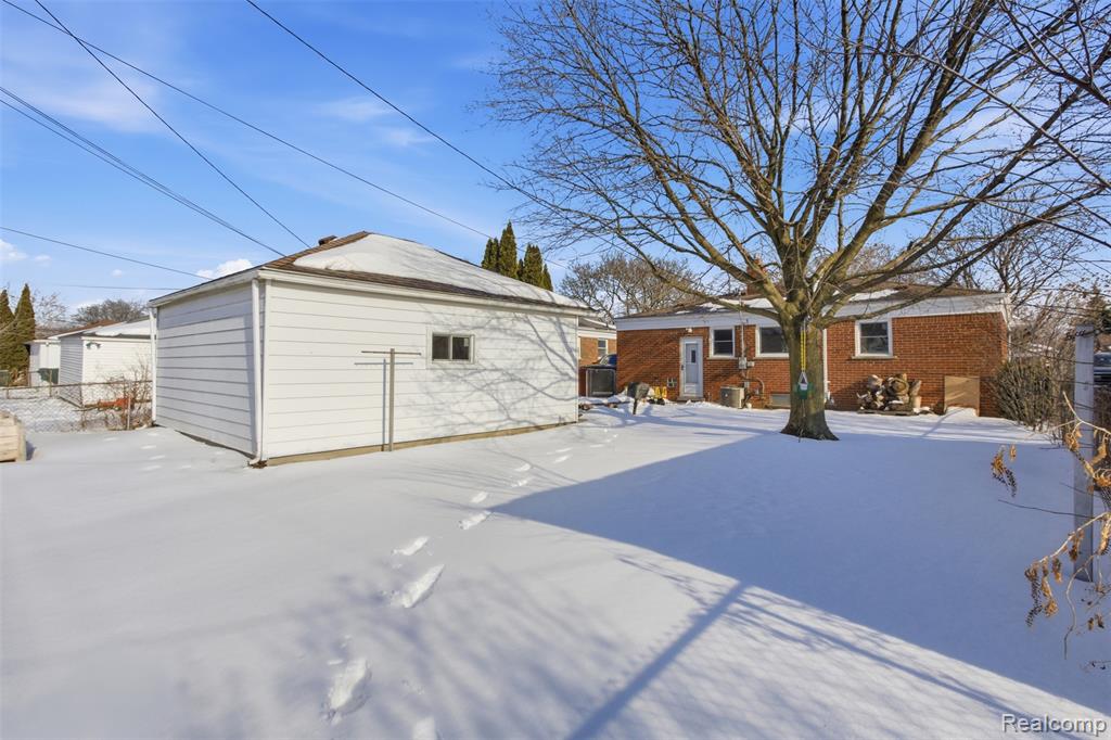 9290 Allen Road Allen Park, MI 48101 - Photo 18 of 18 Gallery Image 18