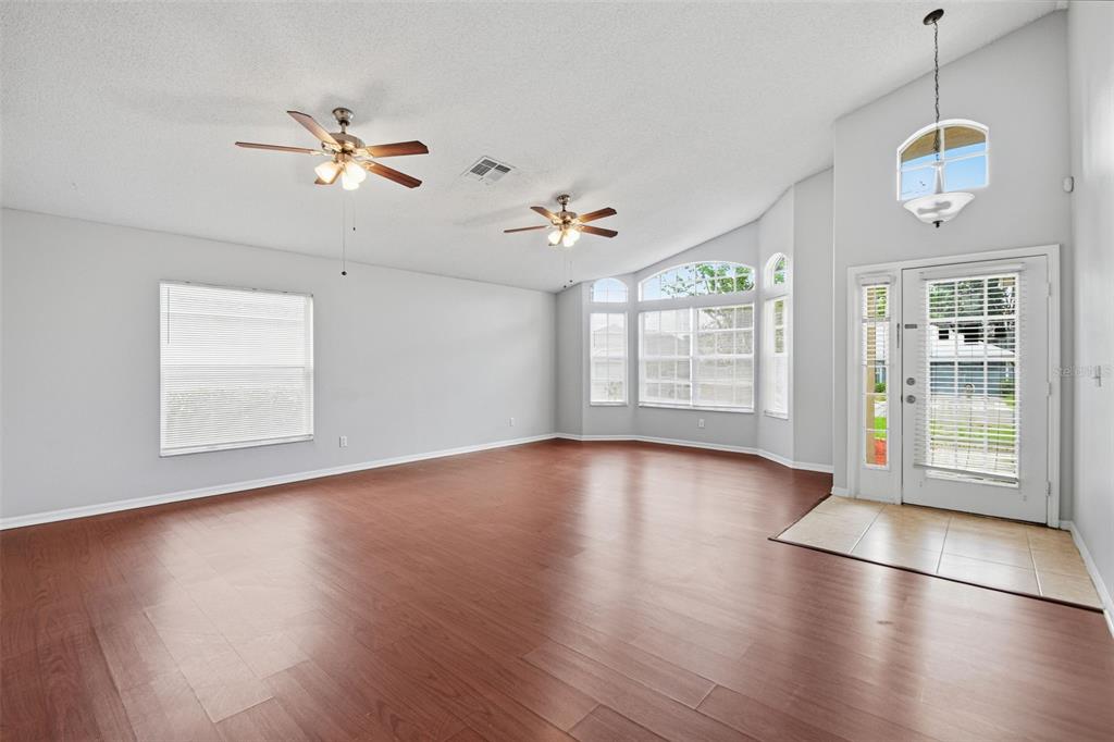1708 Powder Ridge Drive Valrico, FL 33594 - Photo 11 of 52