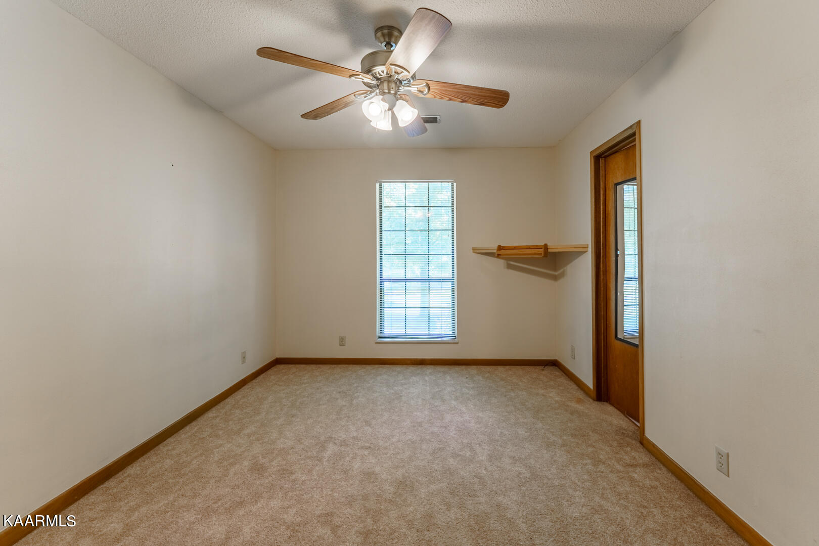 813 Catlett Road Sevierville, TN 37862 - Photo 3 of 20 _DSC7880-HDR