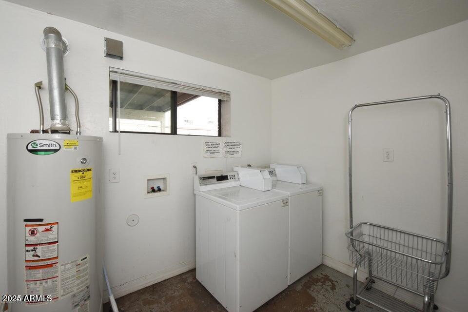 502 East Mariposa Street, Unit 101 Phoenix, AZ 85012 - Photo 24 of 24 a utility room with dryer and washer