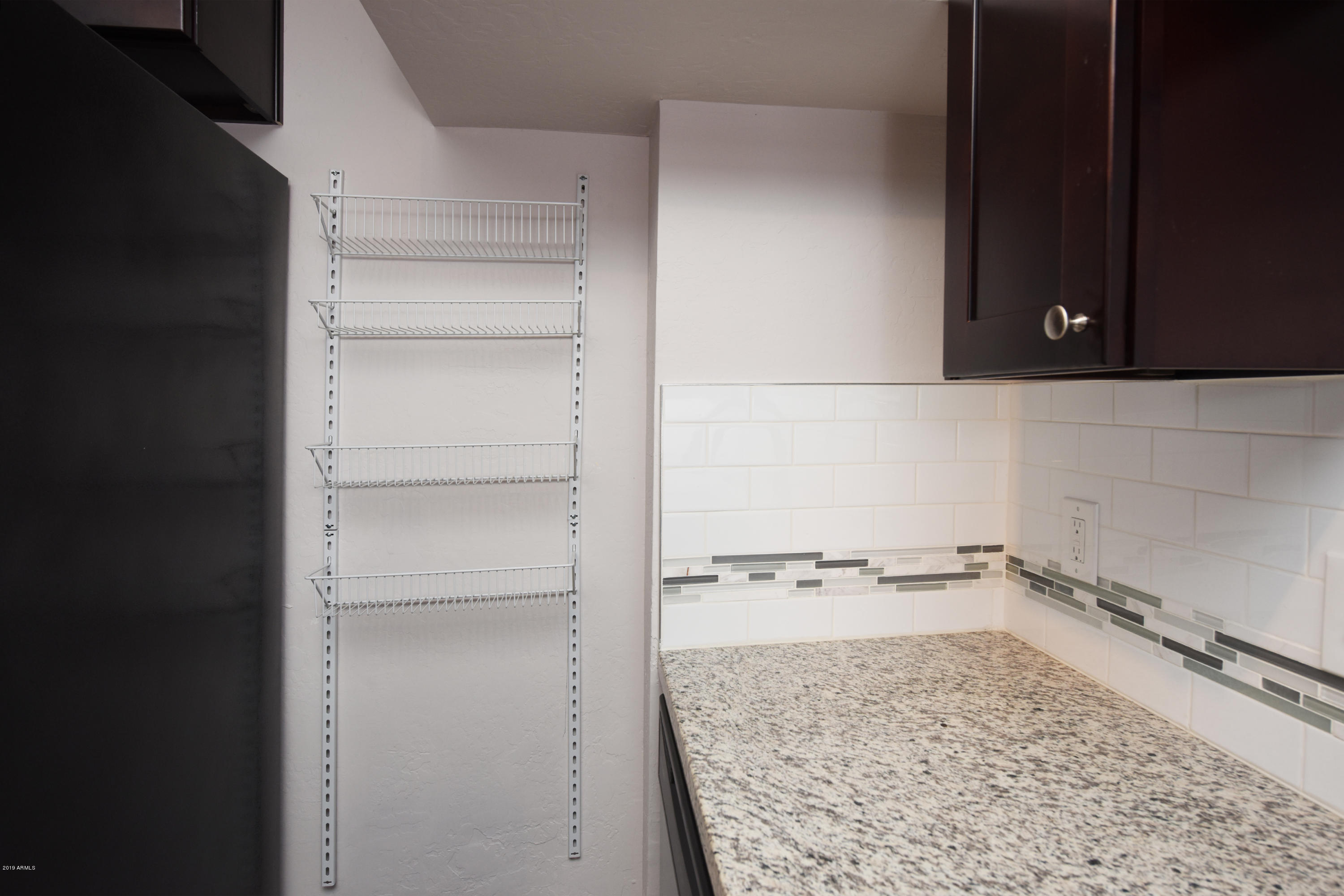 502 East Mariposa Street, Unit 101 Phoenix, AZ 85012 - Photo 7 of 24 a view of bathroom