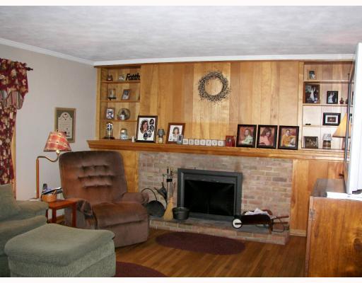 109 Ruth Street Sidney, OH 45365 - Photo 2 of 7