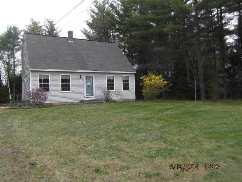 7 Bluff Drive Standish, ME 04085 - Photo 1 of 13 Exterior Front.