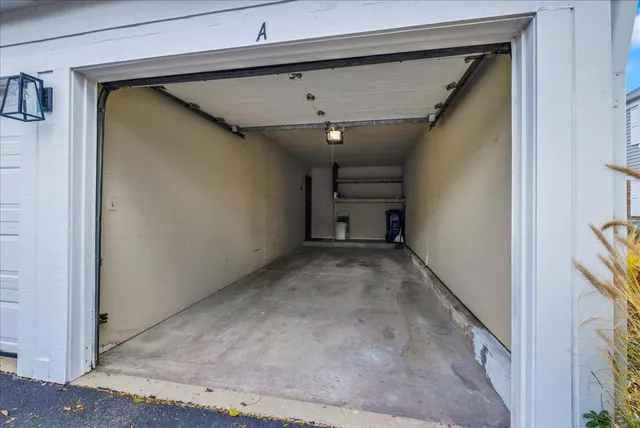a view of a garage