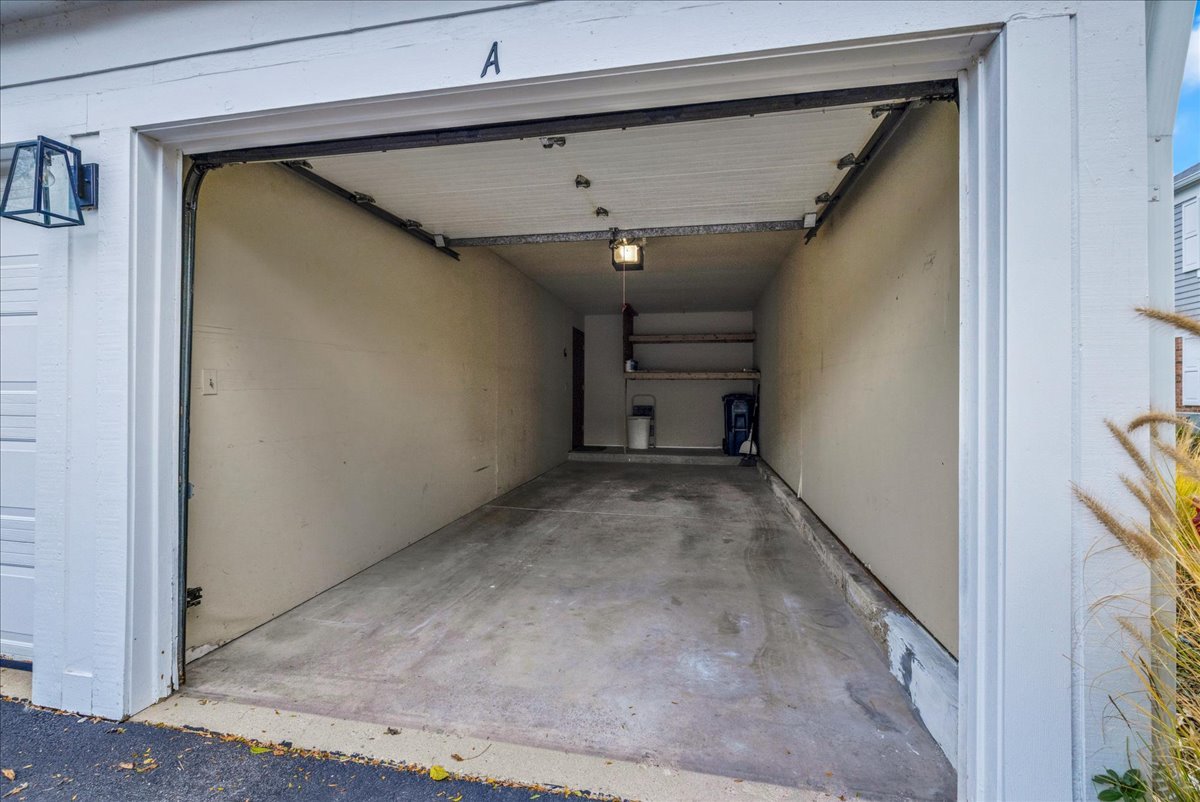 1785 Grosvenor Circle, Unit A Wheaton, IL 60189 - Photo 37 of 37 a view of a garage