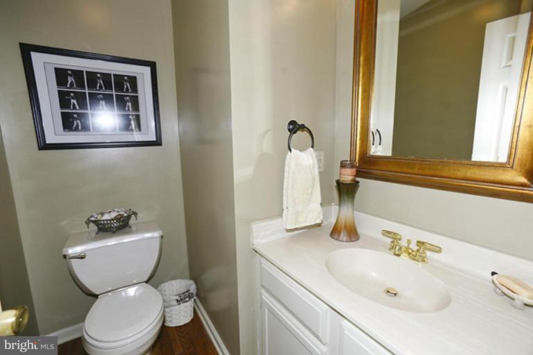 5161 Beaverbrook Road Columbia, MD 21044 - Photo 14 of 30 Half Bath 1