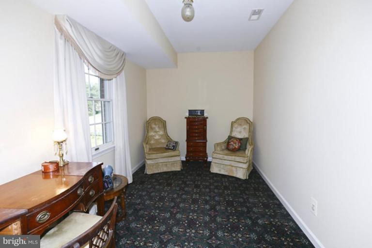 5161 Beaverbrook Road Columbia, MD 21044 - Photo 16 of 30 Sitting Room