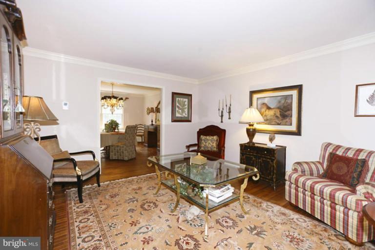 5161 Beaverbrook Road Columbia, MD 21044 - Photo 5 of 30 Living Room #2